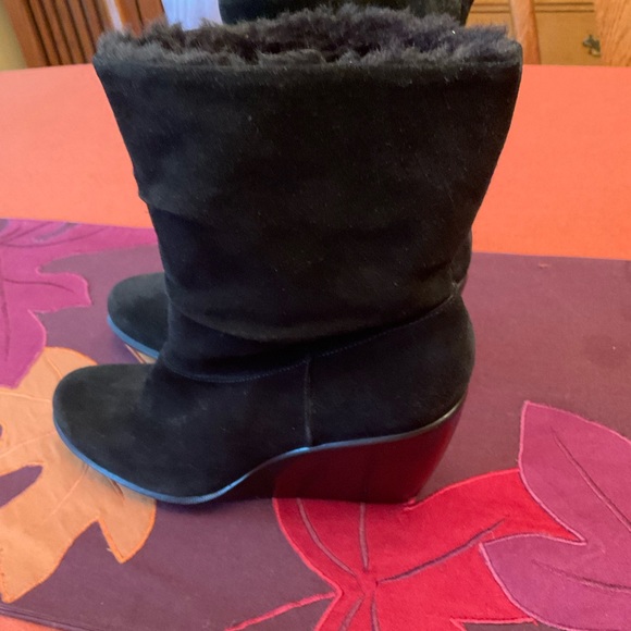 CALVIN KLEIN Suede Wedge Boots - Picture 5 of 6